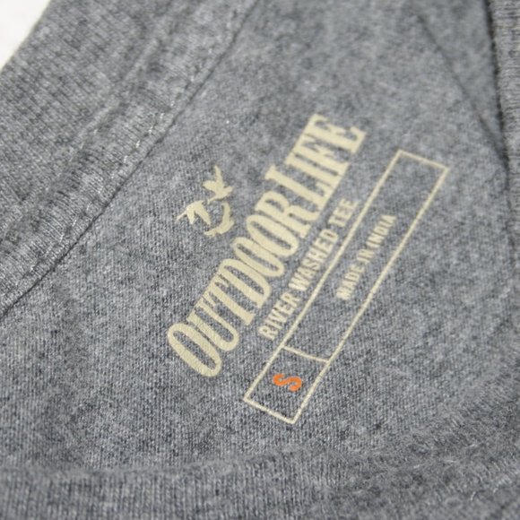 Gray t-shirt by Outdoor life Size small with pocket - Picture 2 of 3